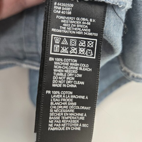 Forever 21 Blue 100% Cotton Denim Snap Pearl Tie Front Vest Medium - Picture 14 of 15